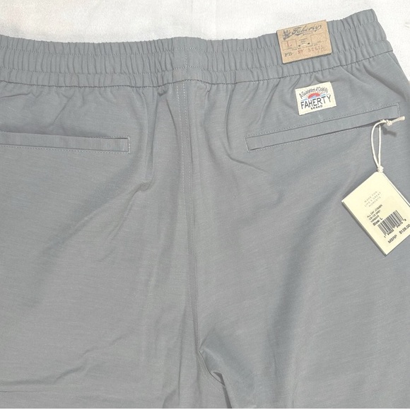 Incredible Faherty Pull On All Day Mens Jogger Ice Grey Shorts - Picture 6 of 9
